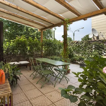 فندق مبيت وإفطار Al Piperita 3*